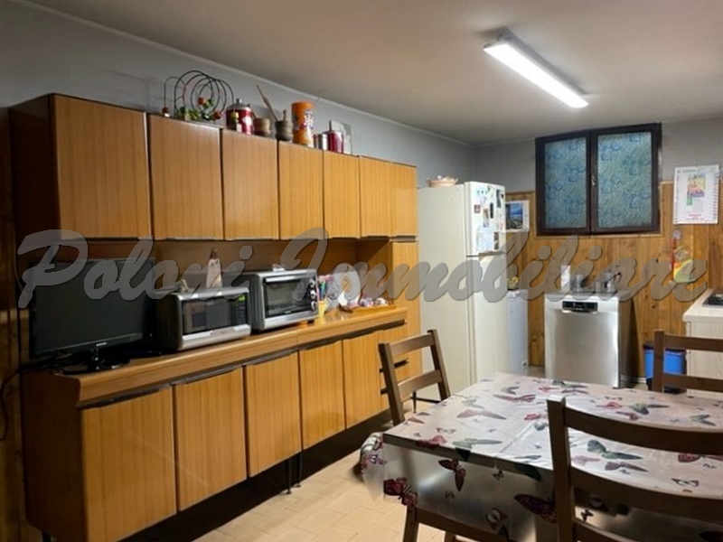 Cenate Sopra, trilocale con taverna