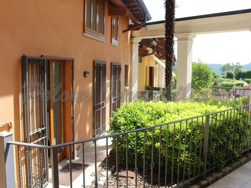 Trescore Balneario, Ufficio/Studio con box in posizione centrale
