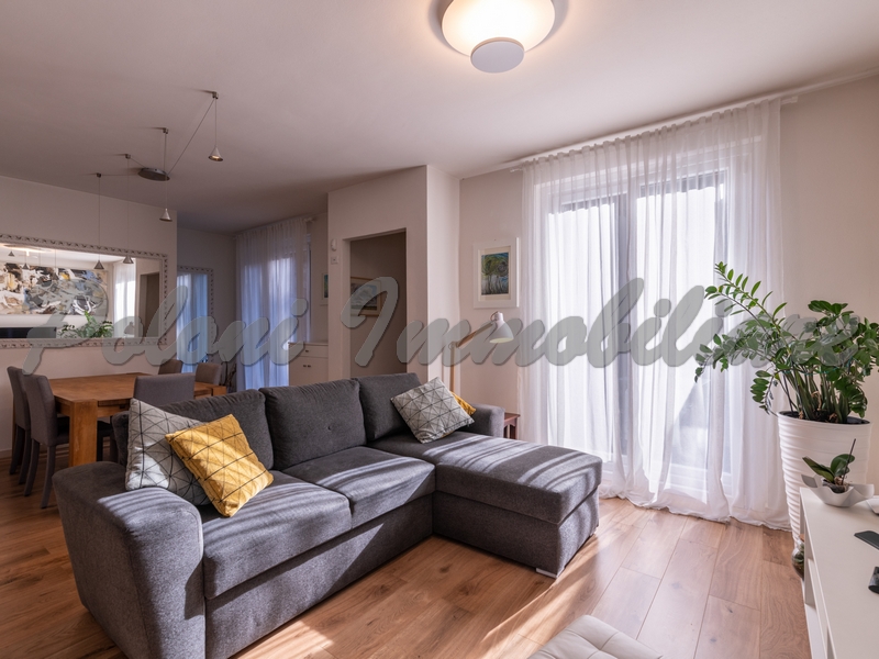 Trescore Balneario, esclusiva villa di testa