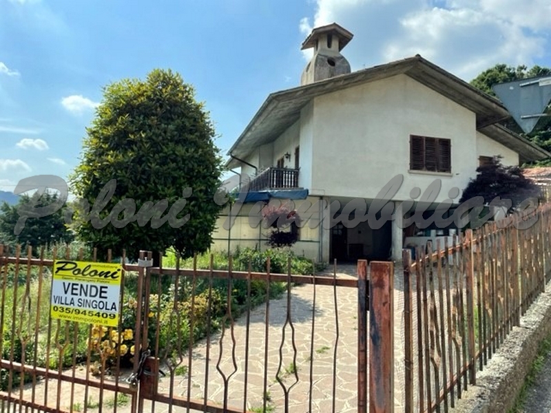 Cenate Sotto, villa singola in posizione pedecollinare