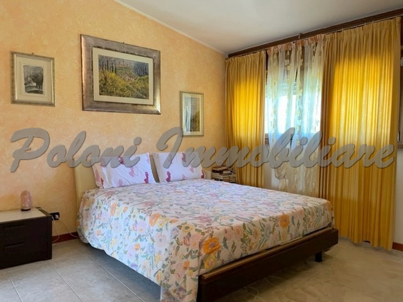 Cenate Sopra, graziosa villa di testa