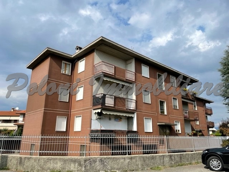 Dalmine, quadrilocale con doppi servizi