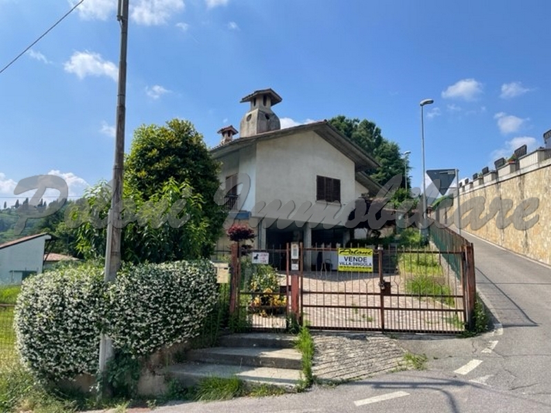 Cenate Sotto, villa singola in posizione pedecollinare