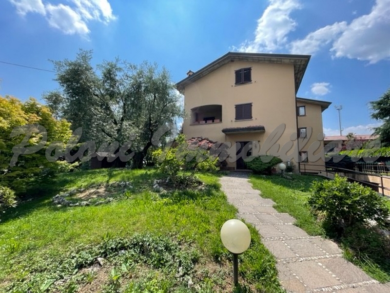 Cenate Sopra, villa bifamiliare