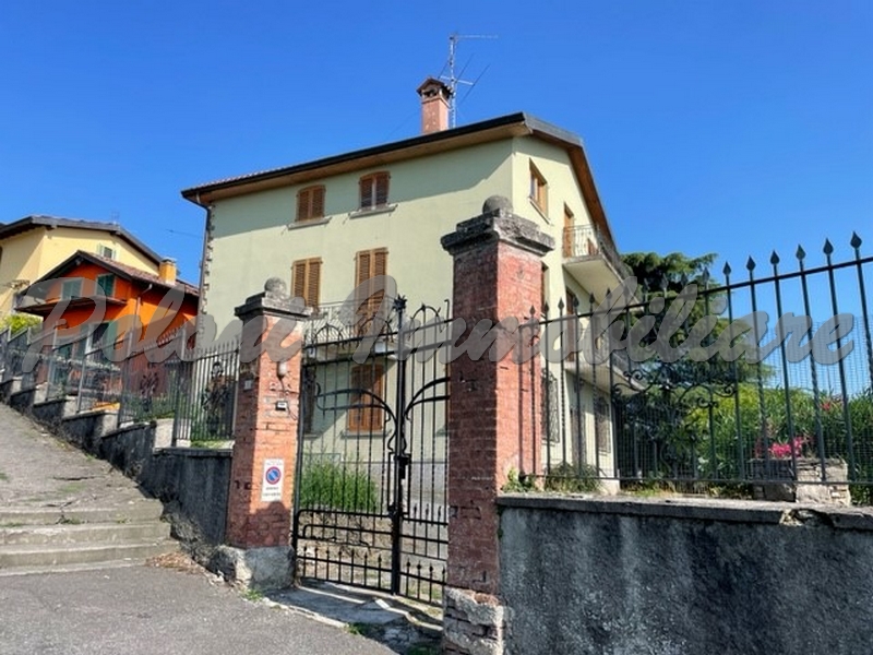 Torre de' Roveri, villa singola da ristrutturare