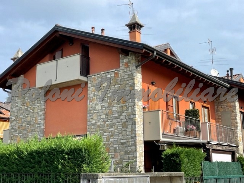 Brusaporto, grazioso trilocale in villetta