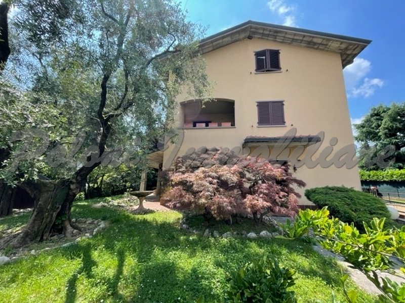 Cenate Sopra, villa bifamiliare
