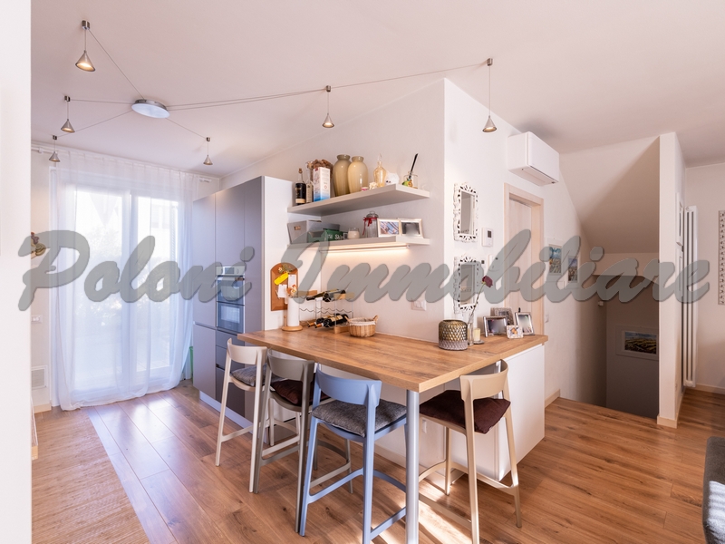Trescore Balneario, esclusiva villa di testa