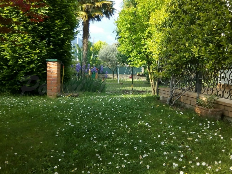 Gorlago, villa singola
