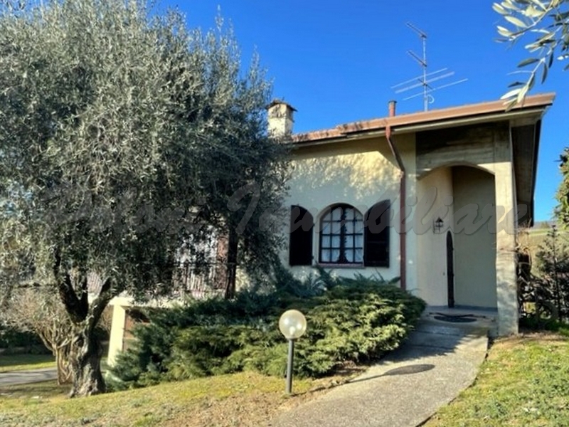 Cenate Sotto, esclusiva villa singola con ampio giardino